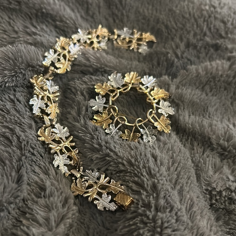 Vintage Sarah Coventry Gold and Silver Toned Leaf Brooch and Bracelet Set